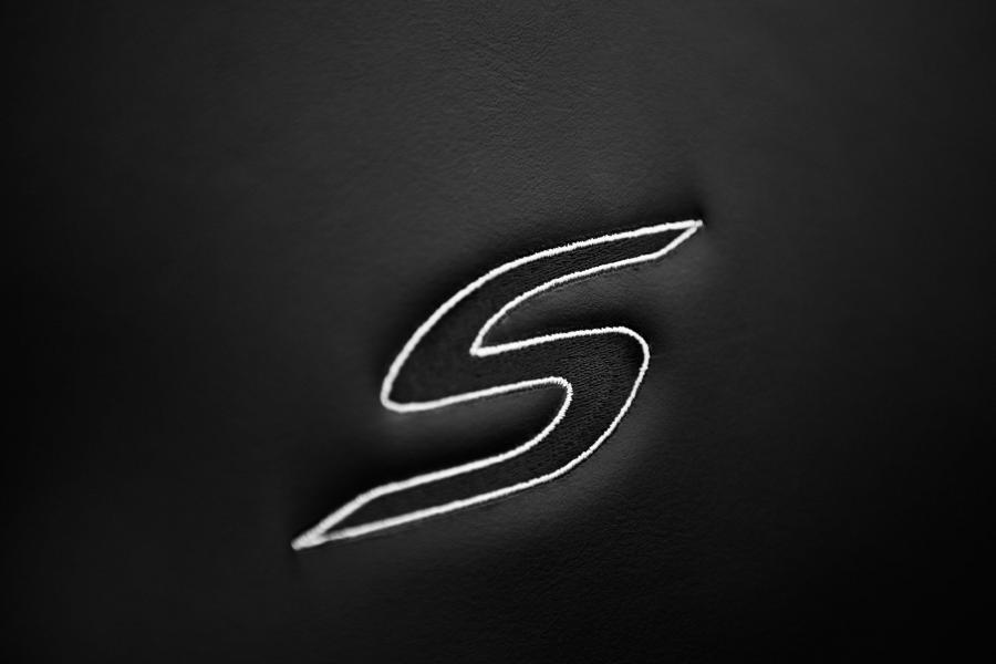  Chrysler 200 S Sedan 2011 года  (фото 2 из 2)